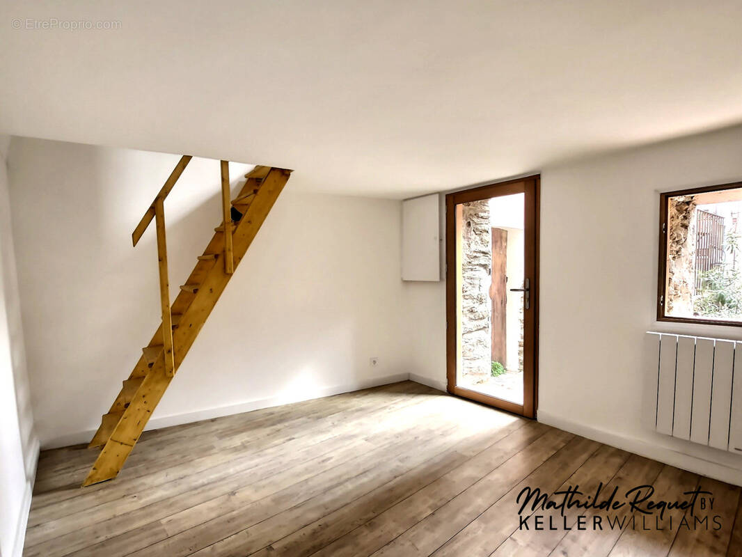 Maison à BORMES-LES-MIMOSAS