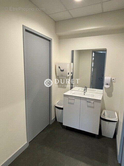 Commerce à LA ROCHE-SUR-YON