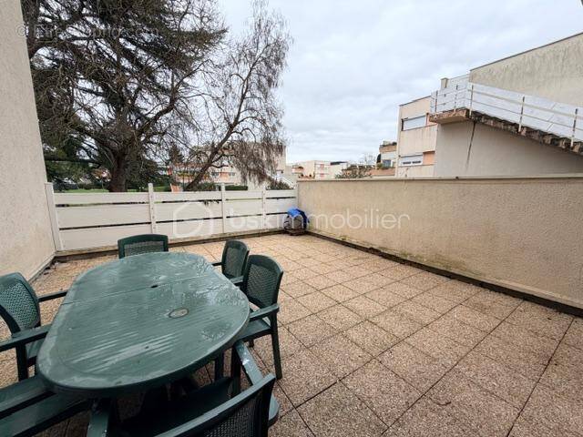 Appartement à SAVIGNY-LE-TEMPLE