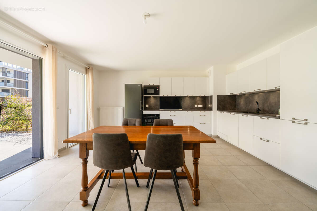Appartement à SAINT-JORIOZ