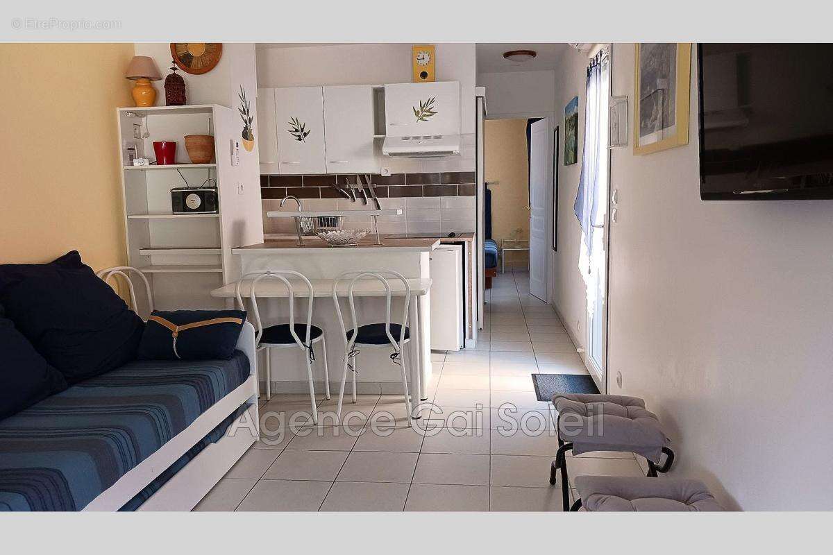 Maison à NISSAN-LEZ-ENSERUNE