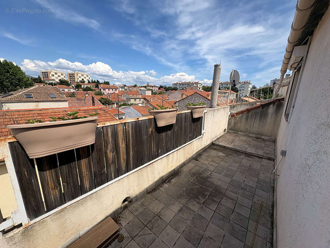 Appartement à MARSEILLE-14E