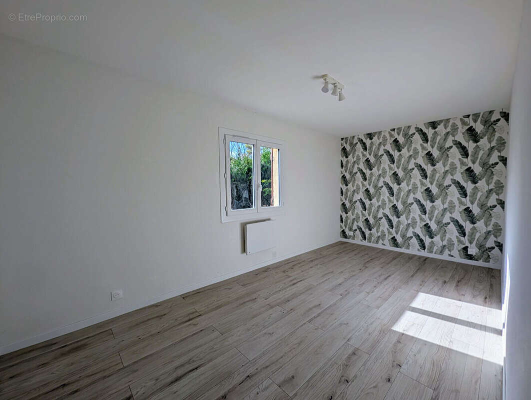 Maison à MILLY-LA-FORET