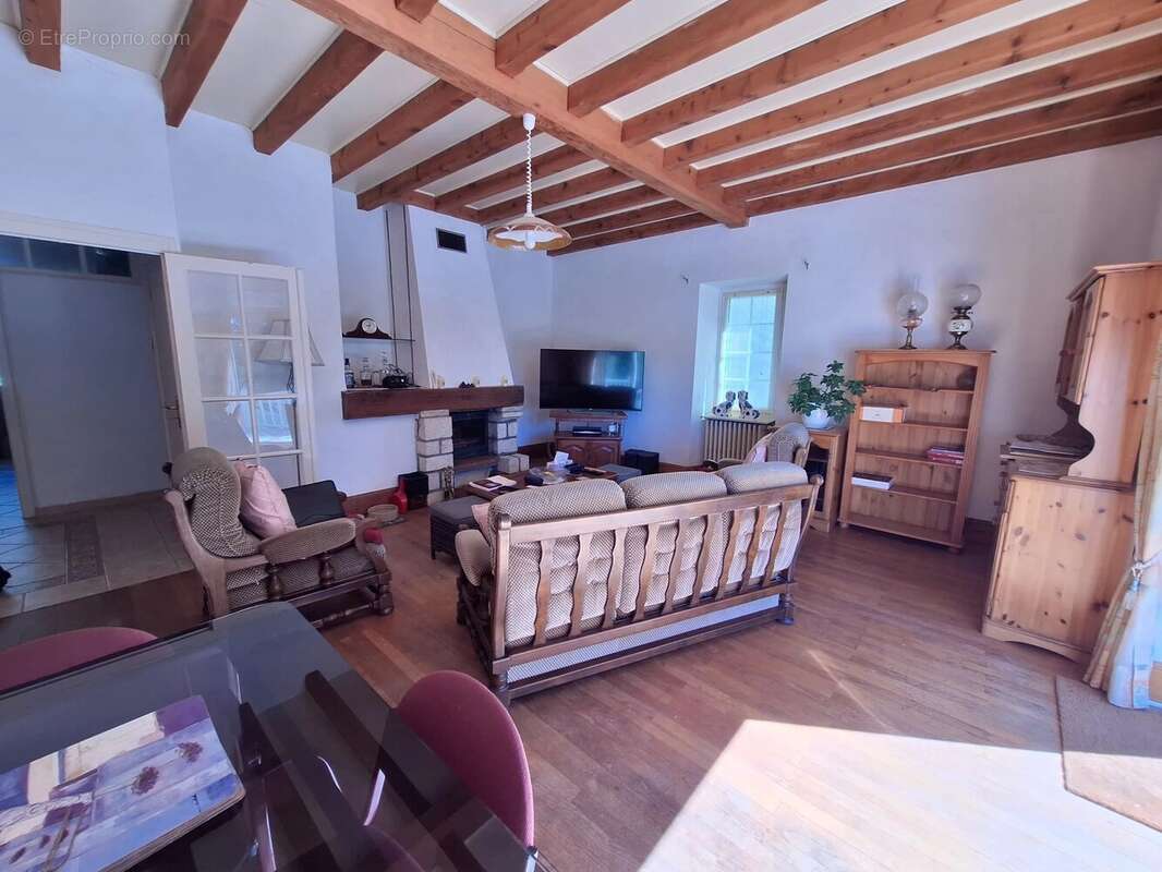 Maison à SAINT-CLAUD