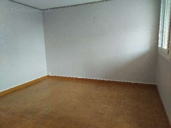 Appartement 71 m² à Chenove  - photo 4
