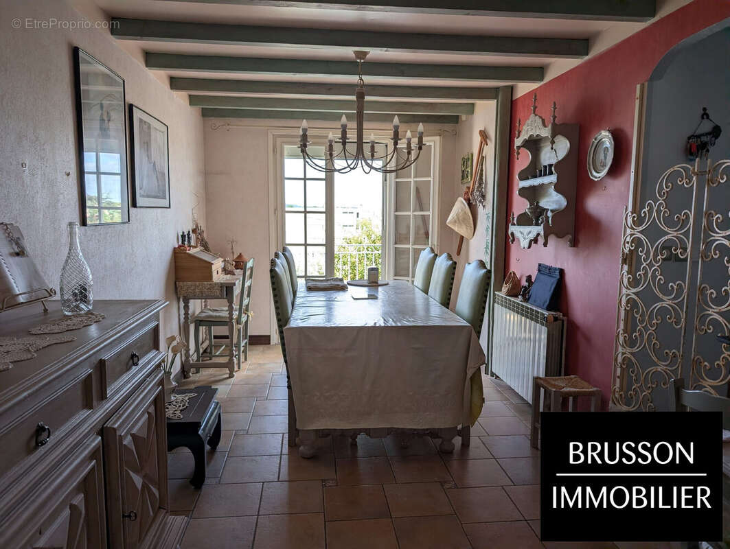 Maison 110 m² à Castres  - photo 8