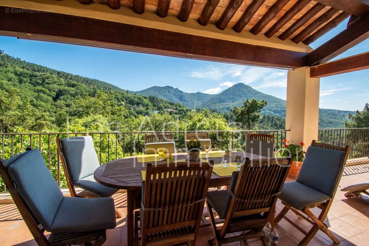 Maison à LES ADRETS-DE-L'ESTEREL