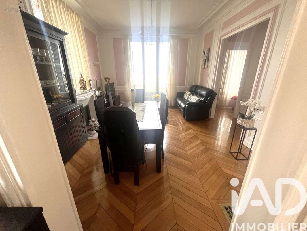 Photo 2 - Appartement à VILLENEUVE-SAINT-GEORGES