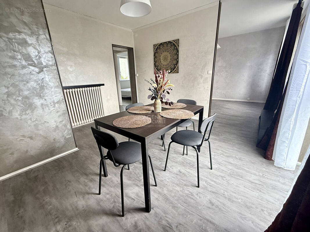 Appartement à POISSY