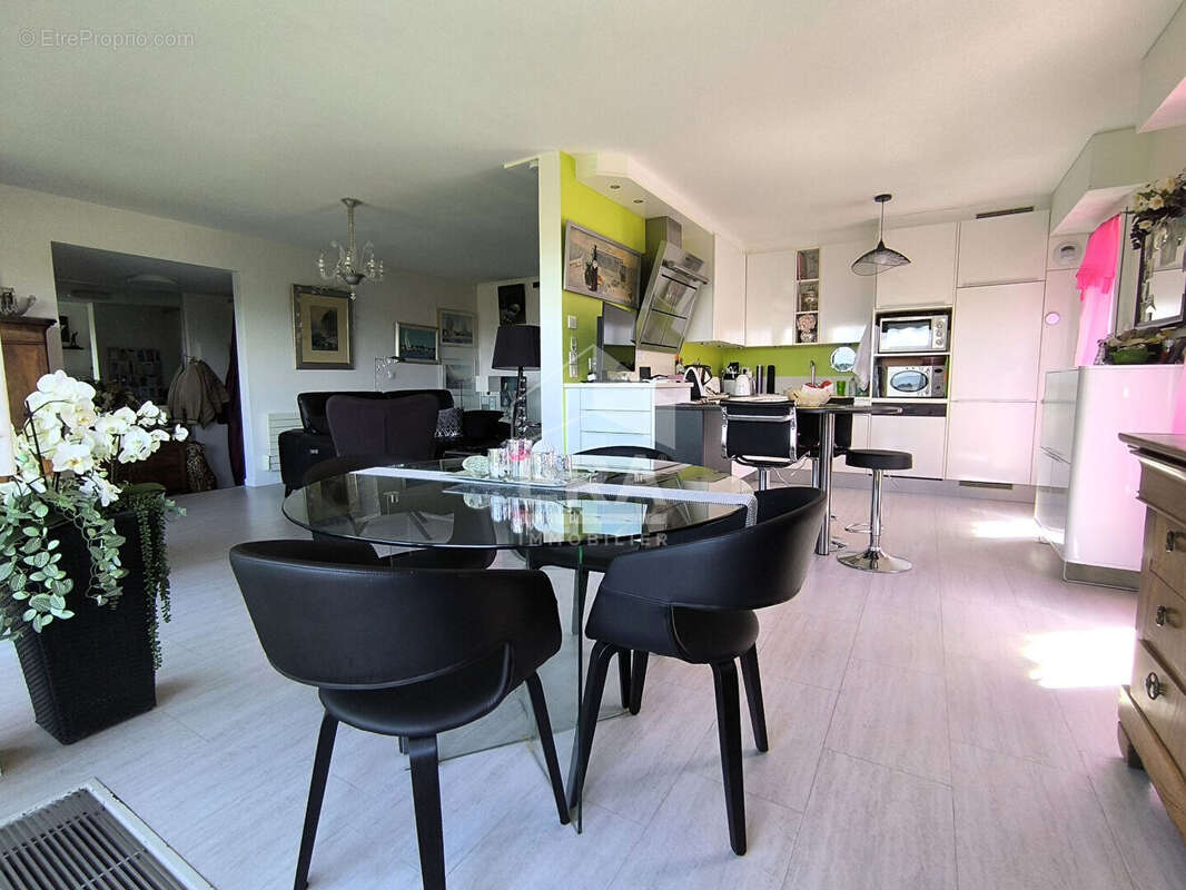 Appartement à ANNECY-LE-VIEUX
