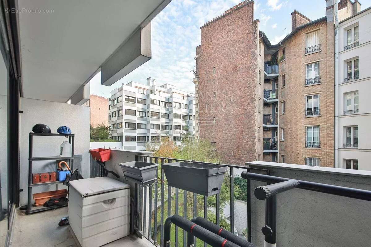 Appartement à PARIS-15E
