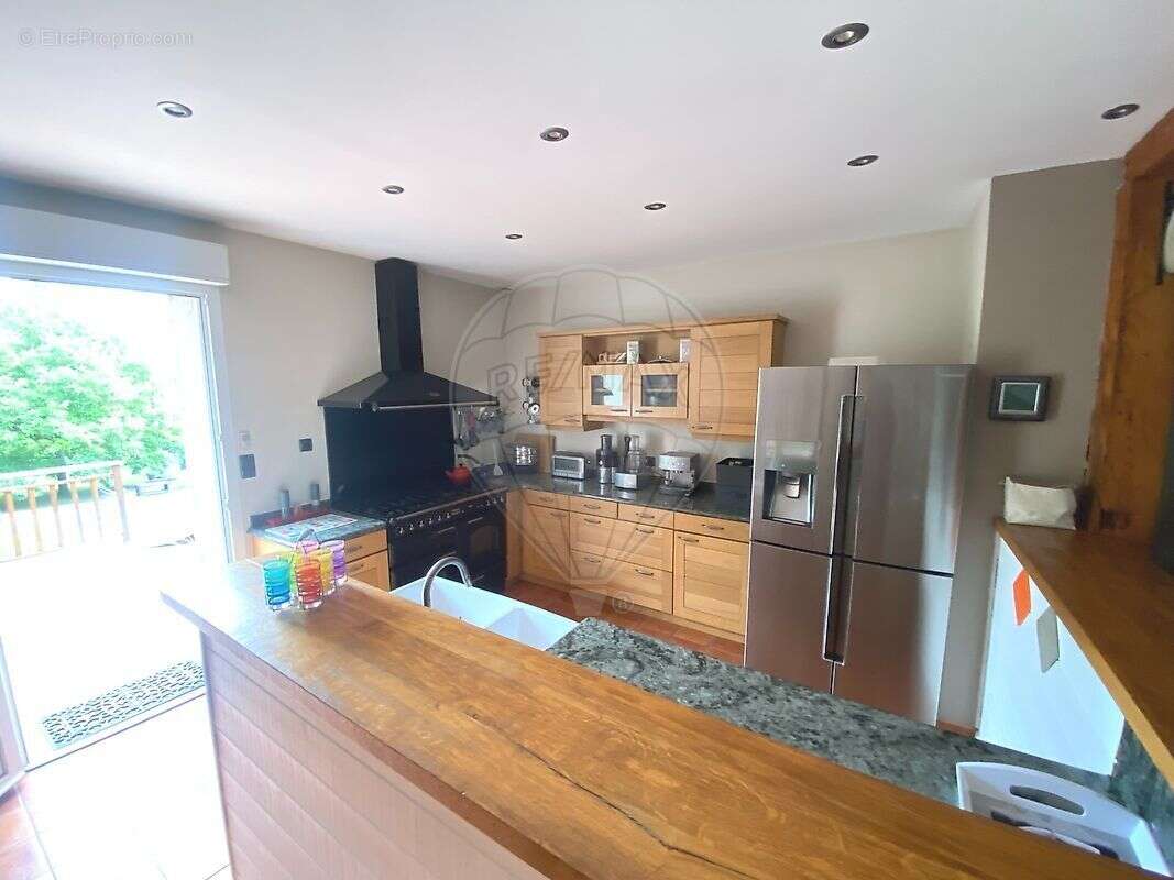 Maison à BELLERIVE-SUR-ALLIER