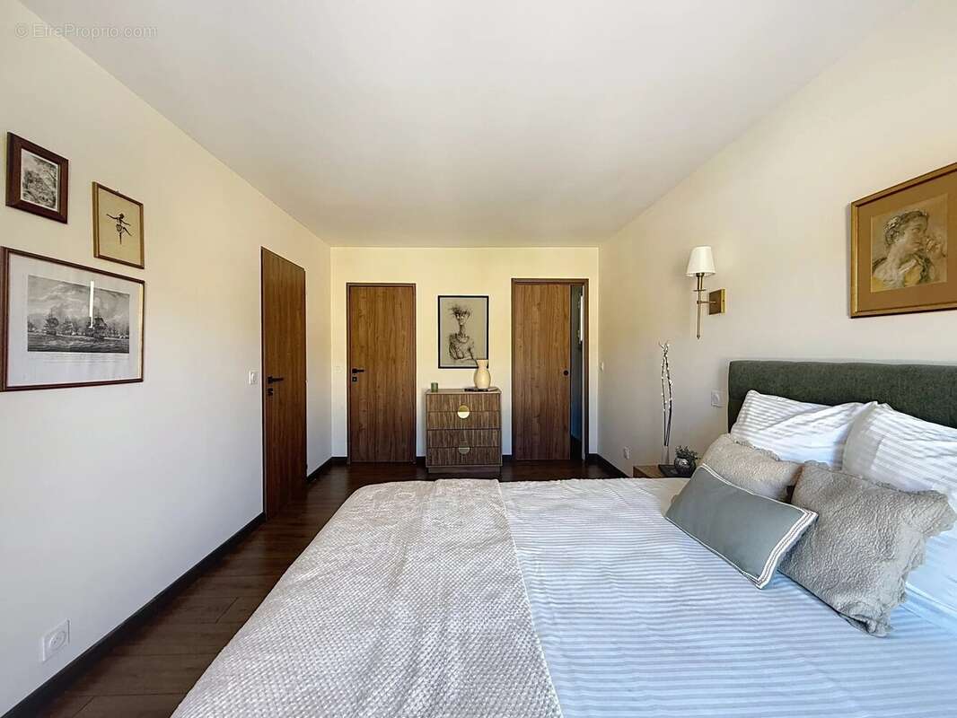 Appartement à LE CANNET