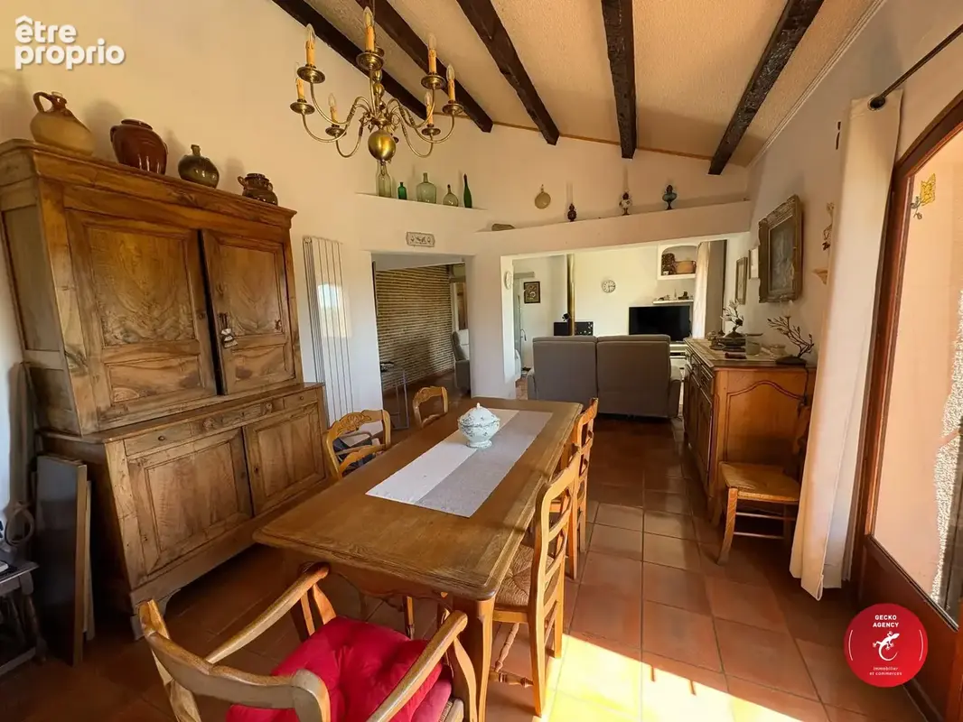 Maison 7 pièces 166 m² à vendre à Callas (83830) - photo 7