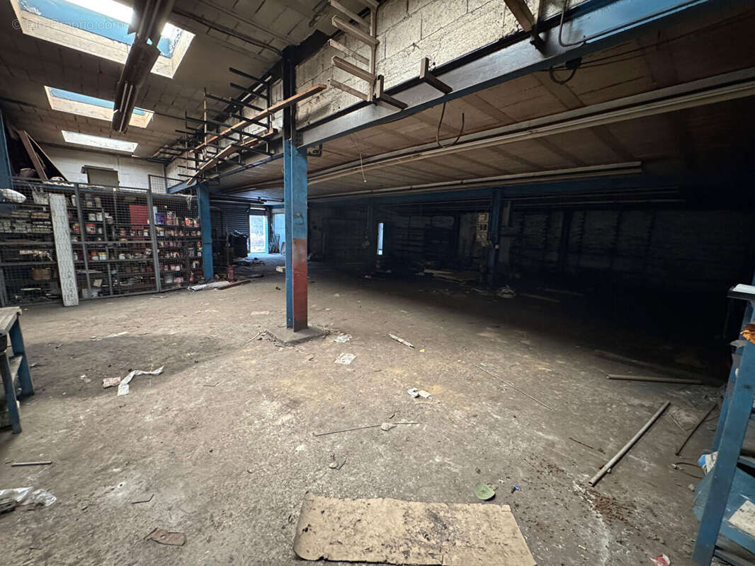 Commerce à ROMAINVILLE