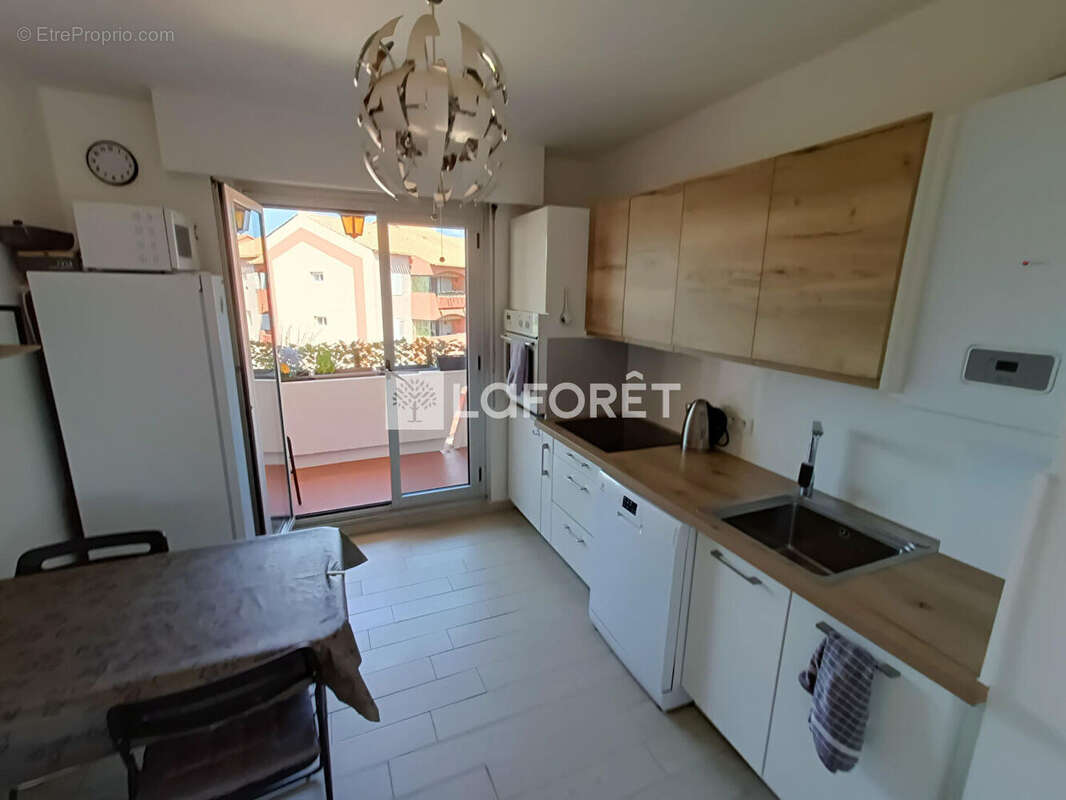 Appartement à HYERES
