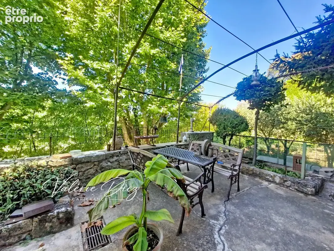 Viager occupé – ménerbes – maison de caractère avec vue sur le luberon - photo 3