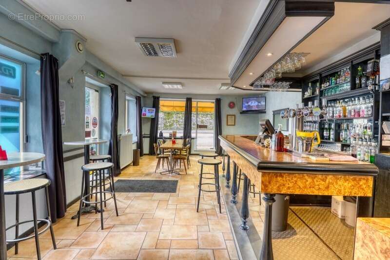 Murs - ensemble immobilier - commerce + F5 - photo 11