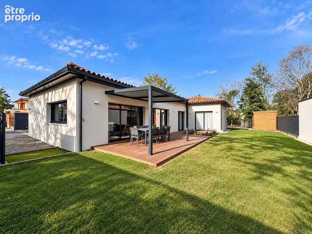 Rare ! Maison contemporaine de plain pied T5 neuve avec des prestations de standing. - photo 15