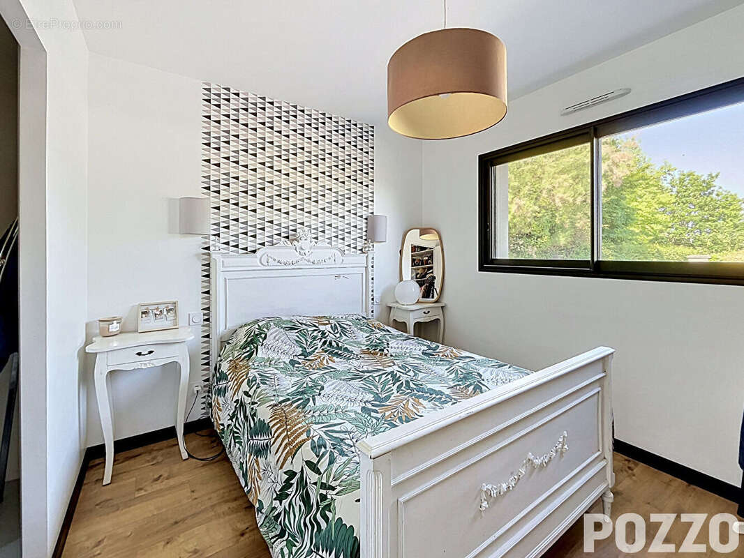 A VENDRE à Vains - Maison 130m² - Vie de Plain Pied - photo 7