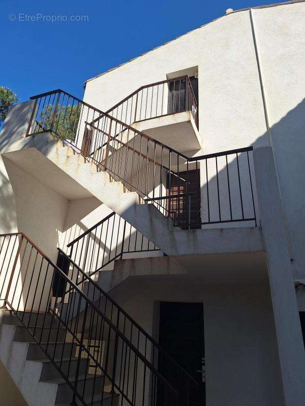 Appartement à CARRY-LE-ROUET