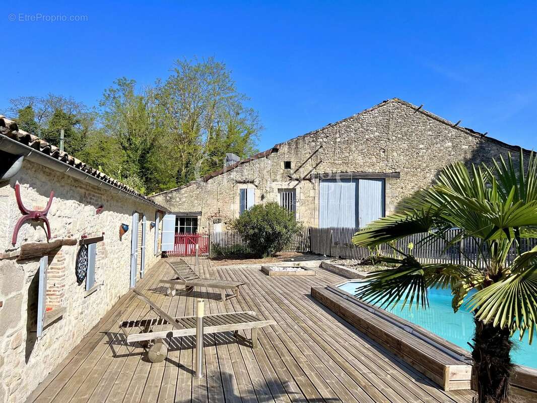Maison à DURAS