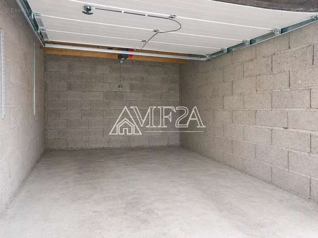 Appartement à VERRIERES-LE-BUISSON