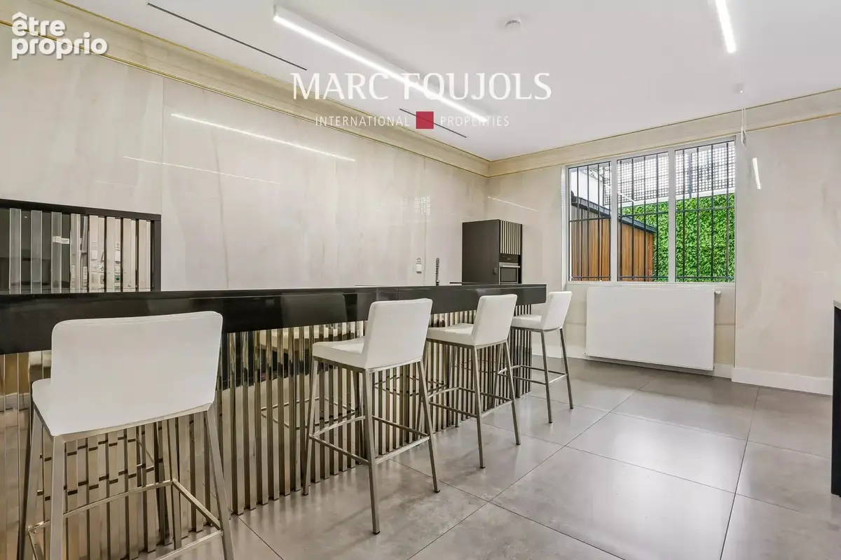 Paris 8 Monceau : Hôtel particulier de 529 m² réparti sur 4 niveaux - photo 4
