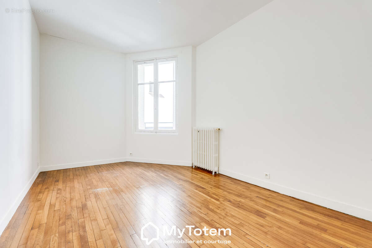 Appartement à LEVALLOIS-PERRET