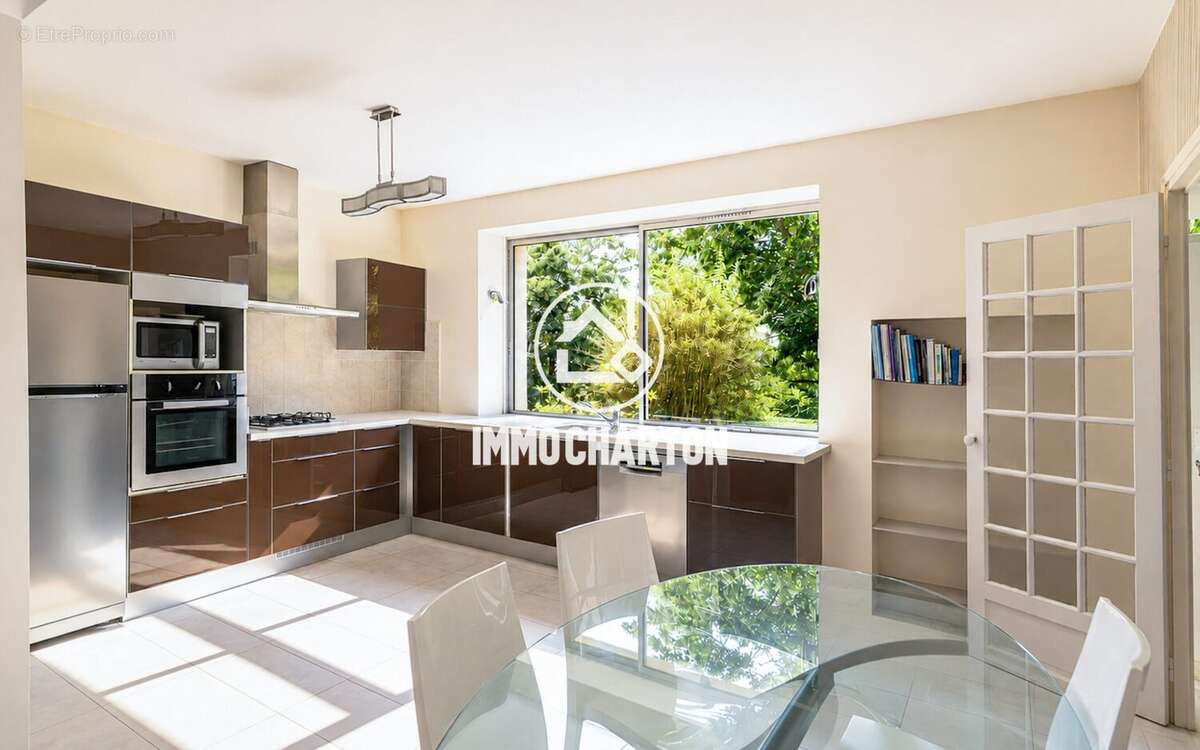 Maison 136 m² à Le Mans  - photo 2