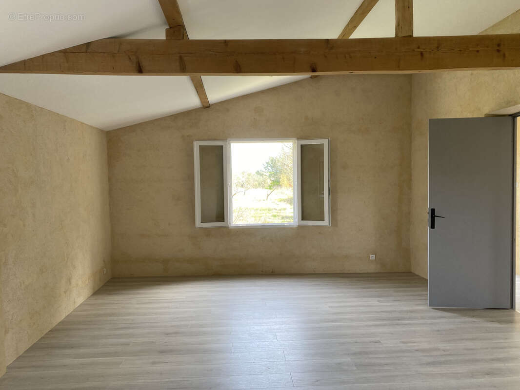 Maison à RIBAUTE-LES-TAVERNES