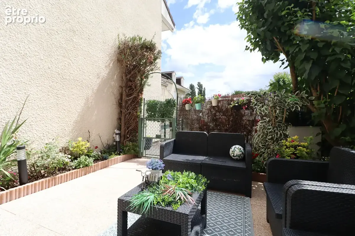 Maison 4 pièces Saint-Denis - Quartier Mutualité - photo 2