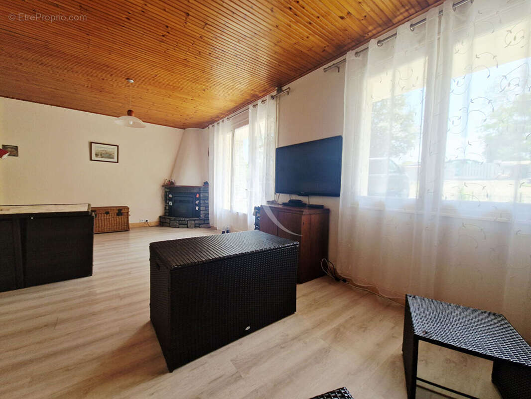 Maison à LA CHAIZE-GIRAUD