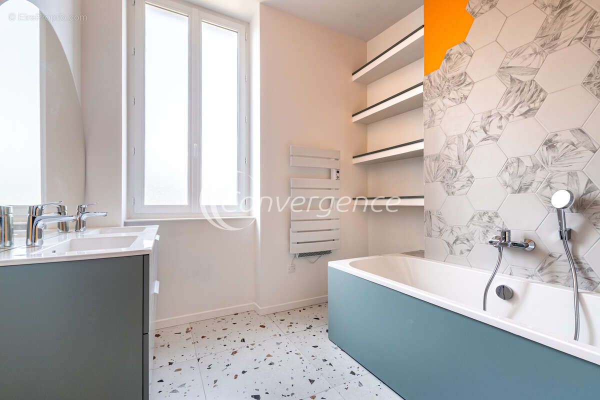 Maison de ville année 30, rénovée intégralement, 4 chambres avec jardin - photo 13