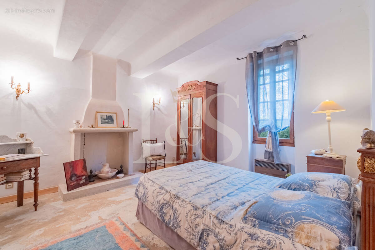 Maison à REILHANETTE