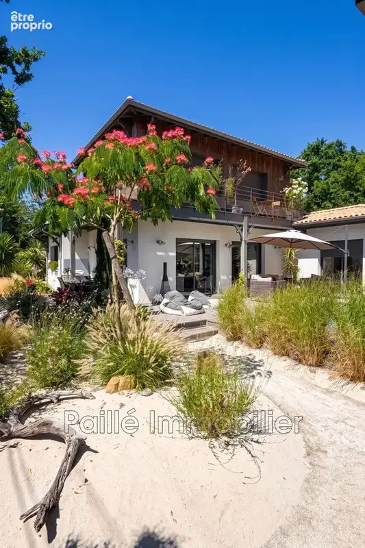 Maison 6 pièces 154 m² à vendre à Soulac-Sur-Mer (33780) - photo 2