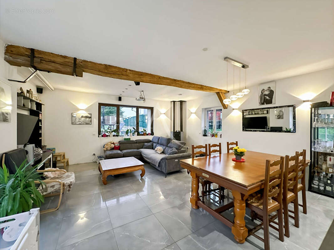 Maison à CHAUMONT-EN-VEXIN