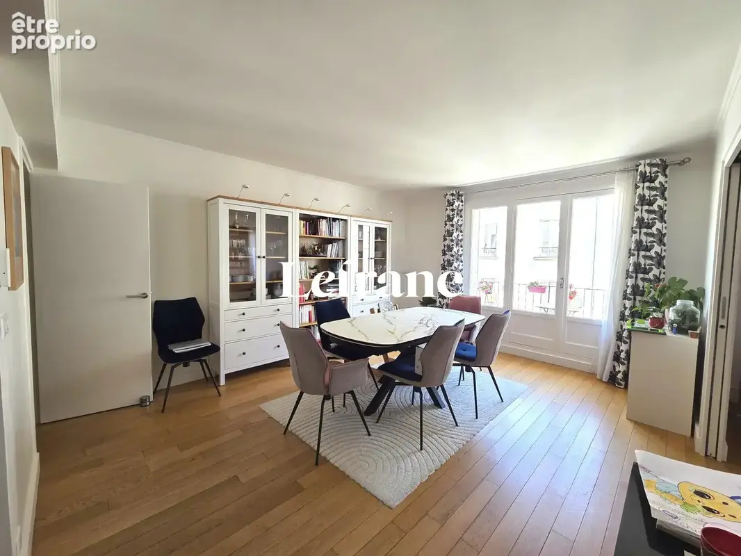 Appartement 3 pièces 85 m² à vendre à Paris-15e (75015) - photo 2