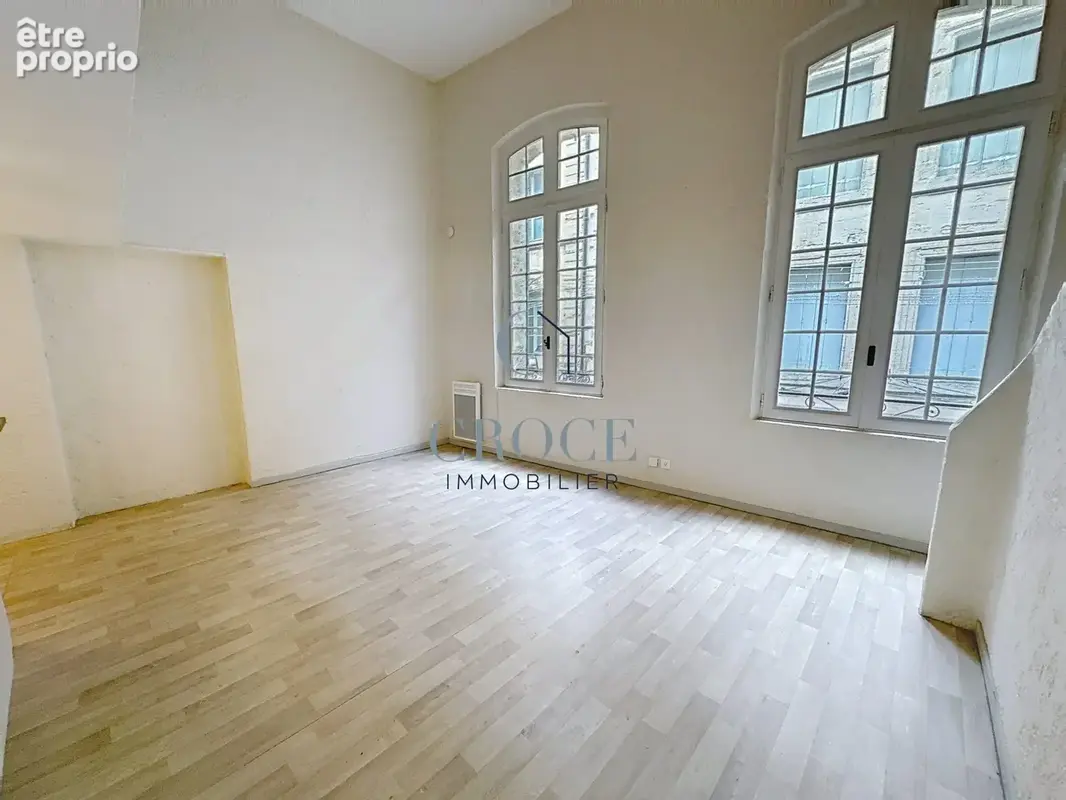 Appartement à UZES