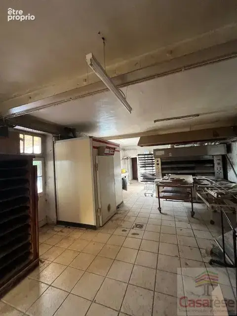 Local commercial - photo 4
