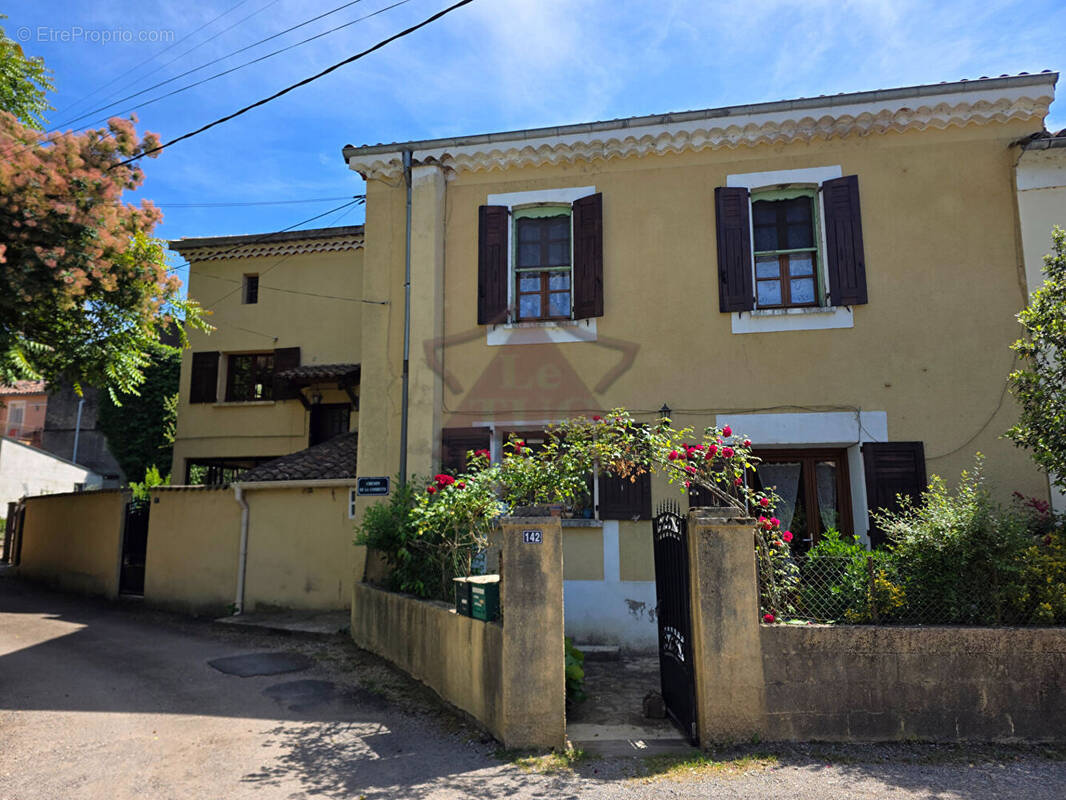 Maison à ROBIAC-ROCHESSADOULE