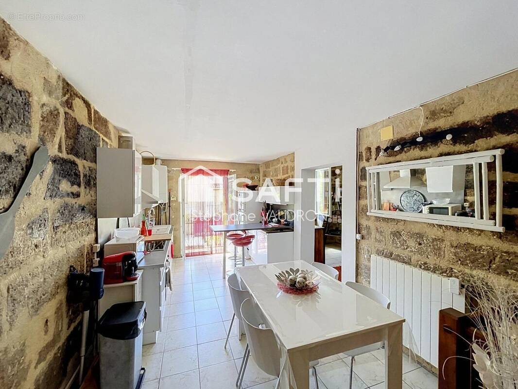 Photo 1 - Maison à MONTAGNAC