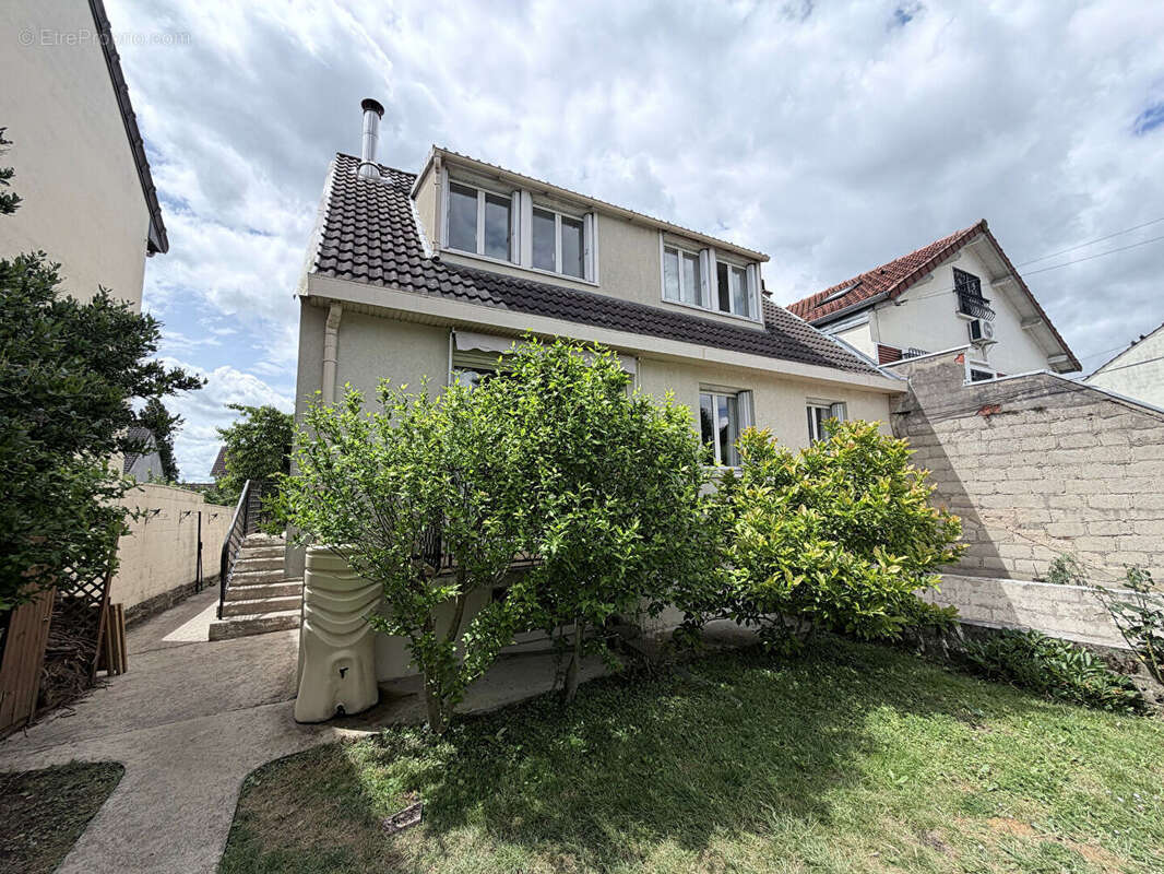 Maison - Champigny Sur Marne - 6 pièces 130 m2 - photo 17