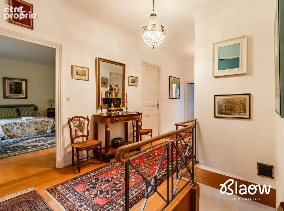 Maison 9 pièces 306 m² à vendre à Saint-Chamond (42400) - photo 4