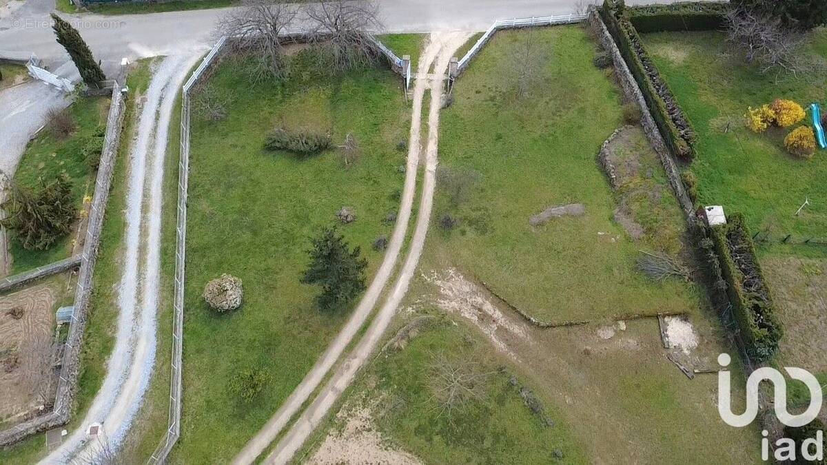 Photo 1 - Terrain à ROIFFIEUX