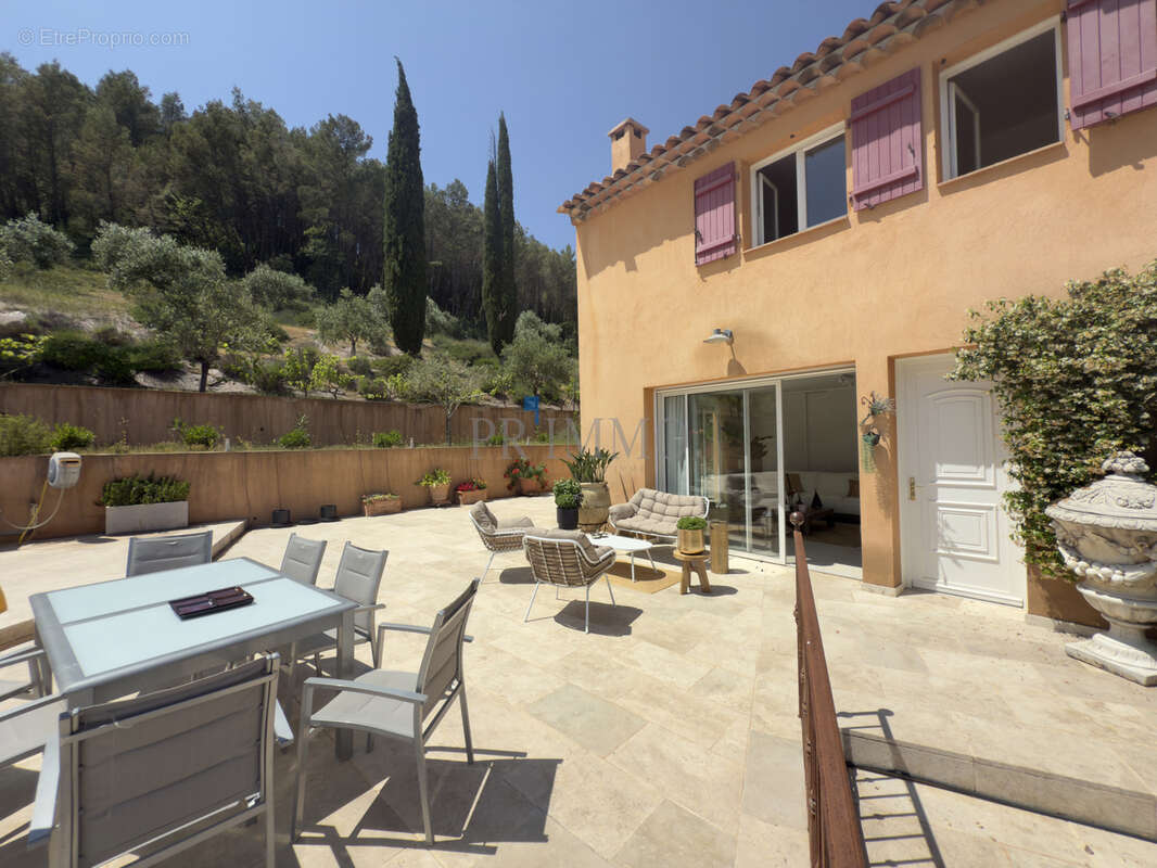 Maison à LORGUES