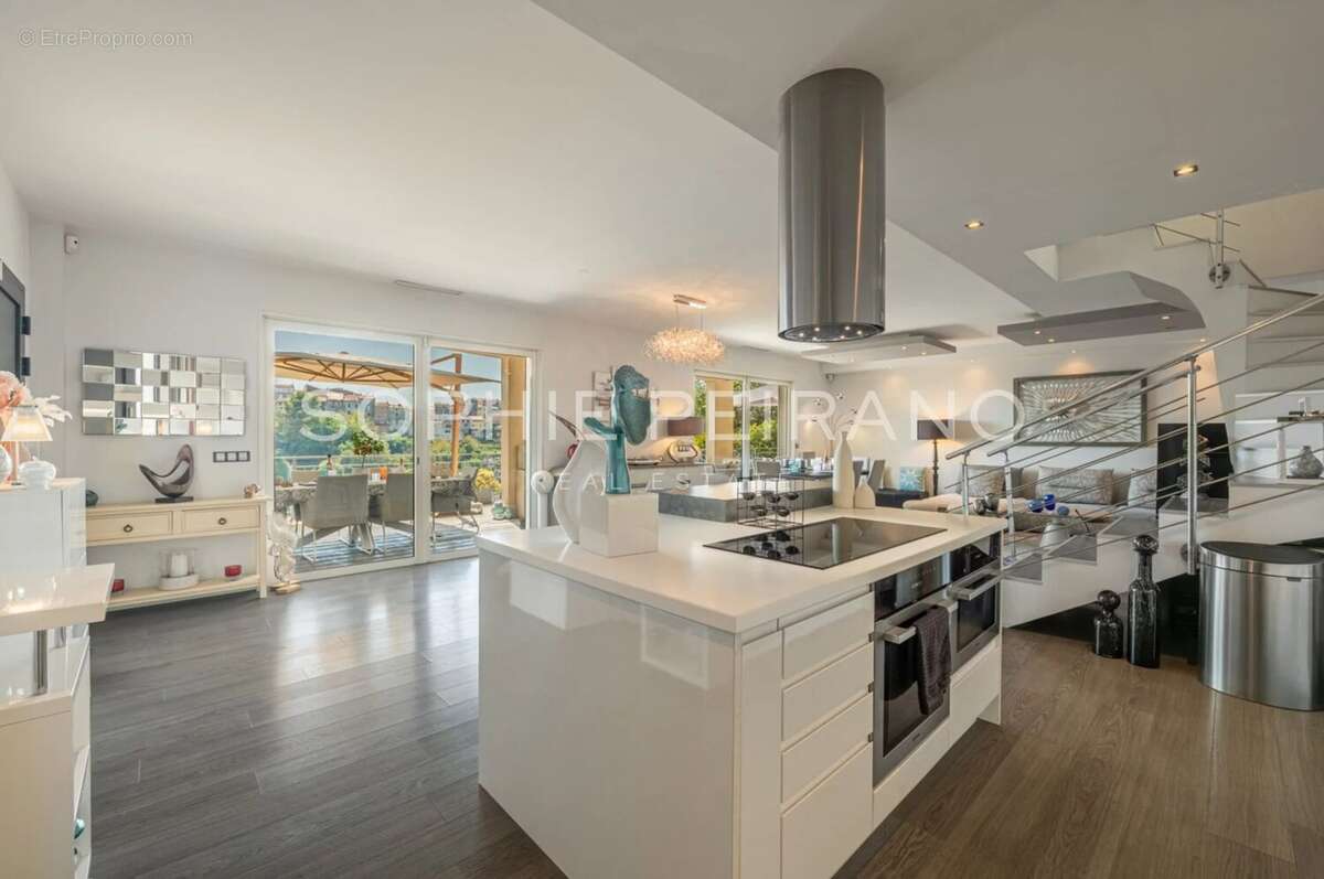 Exclusivité - biot - villa avec piscine - photo 5