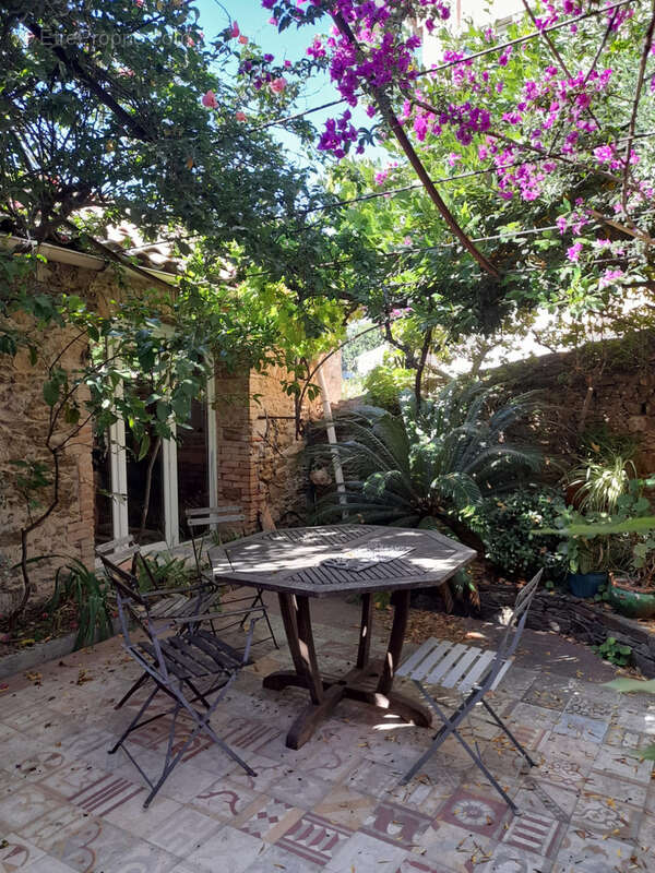 Maison à BORMES-LES-MIMOSAS