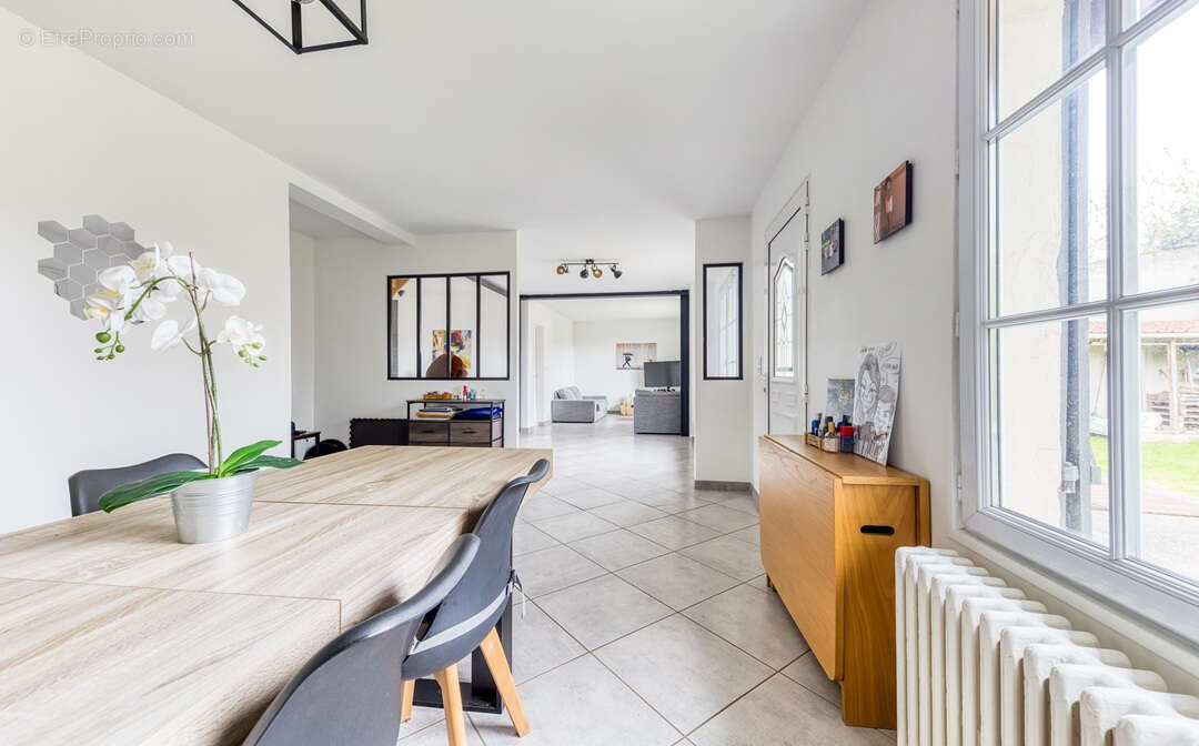 Maison à OZOIR-LA-FERRIERE