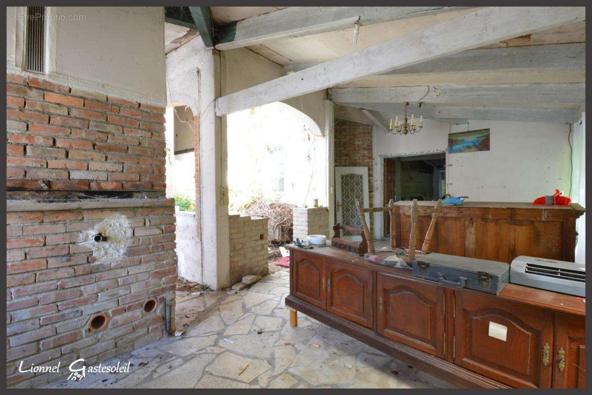 Ensemble deux maisons à rénovées en integralité à vendre avec terrain sur la communes  LIGUEUX (33) - photo 18